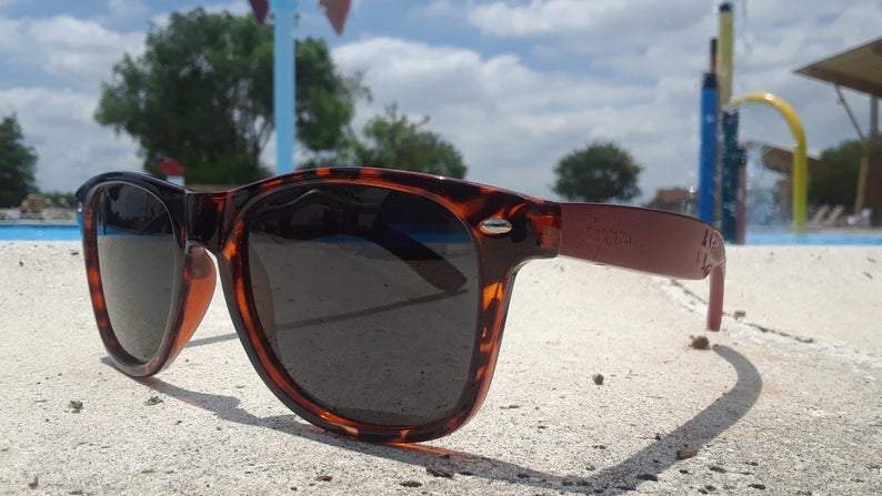 Red Bamboo Tortoise Framed Sunglasses β Polarized & Handcrafted